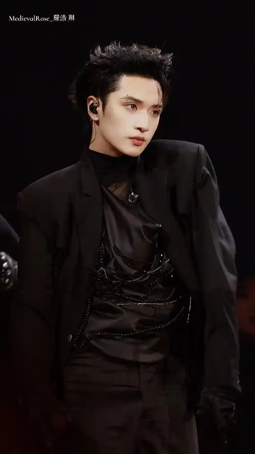 时代少年团 女团舞##严浩翔叁重楼暨出道四周年演唱会