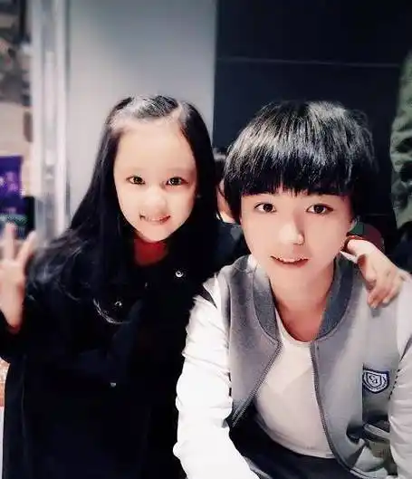 王俊凯妹妹长大有种"整容",近照曝光后撞脸"童年版"