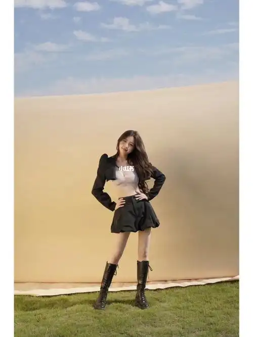 虞书欣同款蓬蓬裙