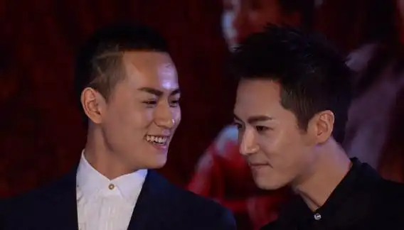 秦俊杰茅子俊是什么关系 长相酷似双胞胎兄弟