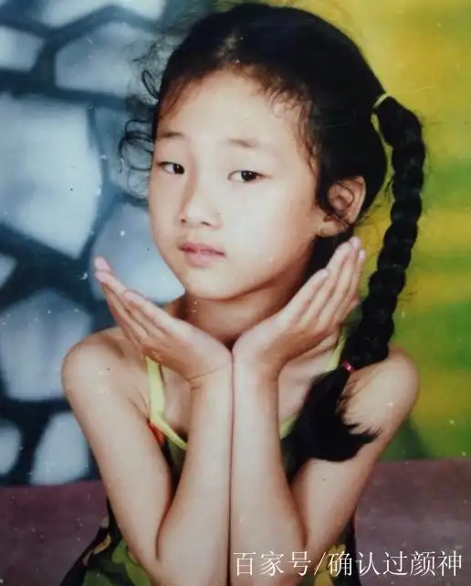 6位女星童年照,张雪迎,宋祖儿各占一张,2秒找出的绝对是真爱!