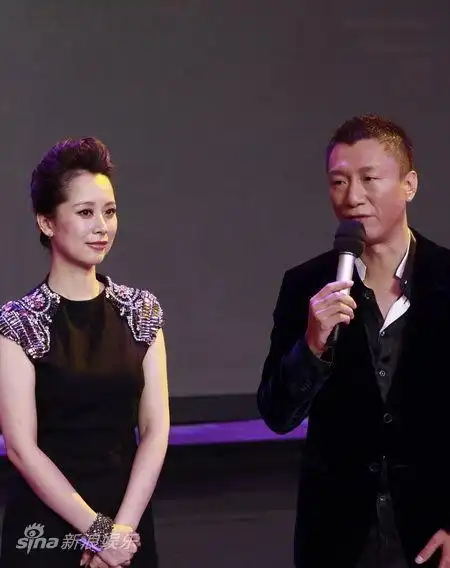 资料图上届金鹰奖回顾人气男女演员奖孙红雷海清