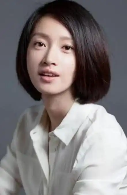 回顾朱亚文抛弃相恋七年的富家女娶陈思诚前女友至今零绯闻