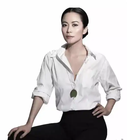 俞飞鸿穿衬衫长裤帅呆了感觉一身少女心的我都要被掰弯了