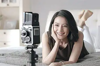 高圆圆 清嘴含片广告片~_百度视频搜索