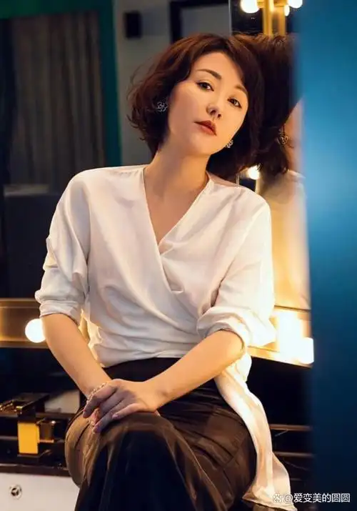 4050岁精致女人的四大标准哪怕只占2个都很有魅力