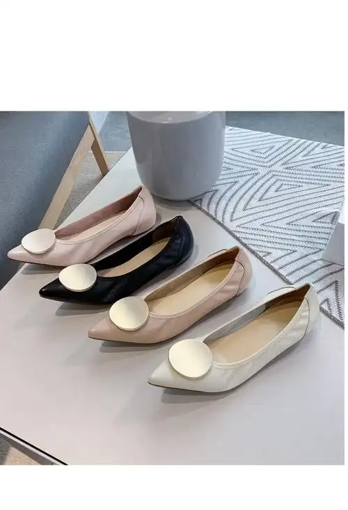 达芙妮尖头单鞋女2021年春秋季新款浅口软皮百搭内增高瓢鞋平底鞋子