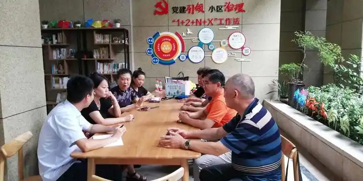 居民来自五湖四海的大型小区垃圾分类带热邻里社交