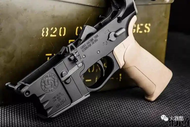 枪械大片完美的细节精湛的工艺