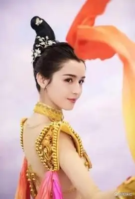 清纯玉女不红了一舞成名被陈赫签约却因蜡烛门名誉尽毁