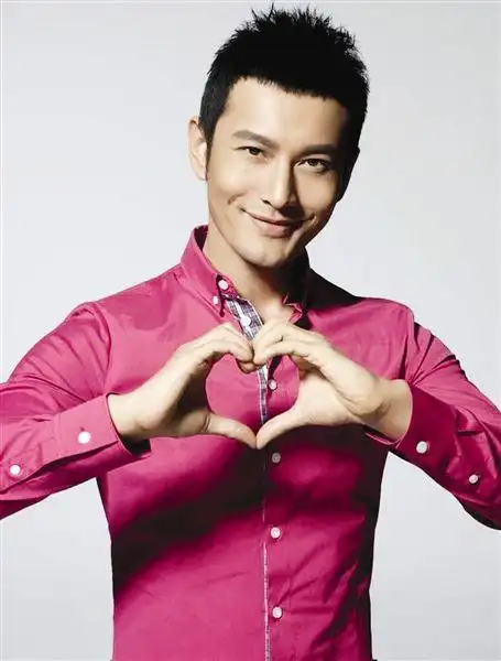 黄晓明献爱心. 资料图片南国早报记者 李岚"彩云之南,为你祈福.