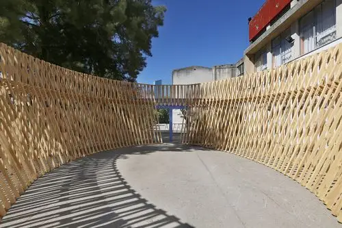 almada歌剧节室外小剧场,葡萄牙 / atelier jqts