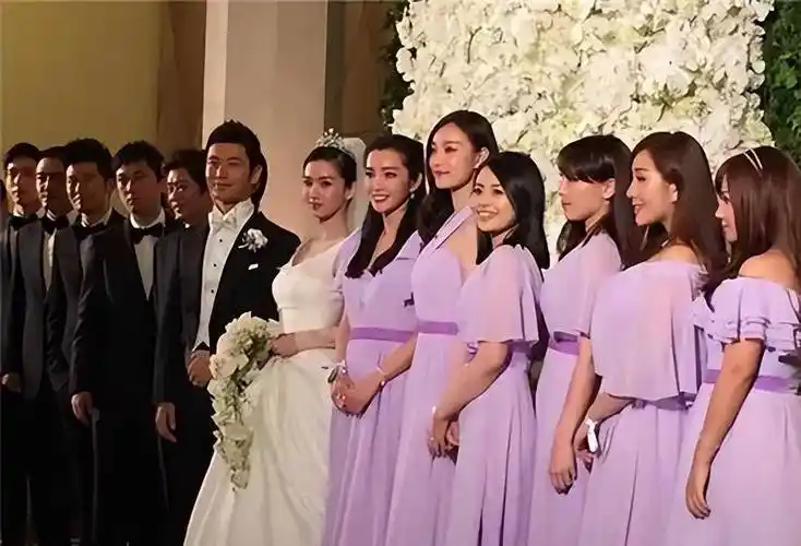 盘点女明星"伴娘之路",刘亦菲艳压新娘张靓颖,唐嫣伴娘都红了_婚礼