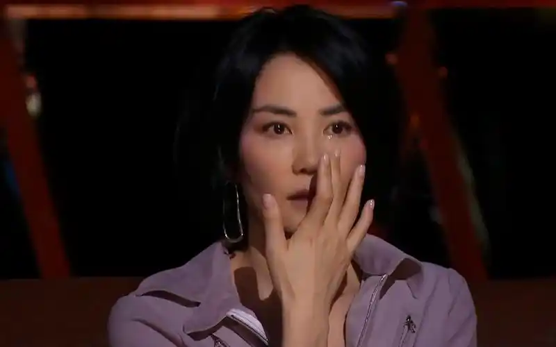 被演戏耽误的歌手王菲听了她的歌忍不住落泪太好听了