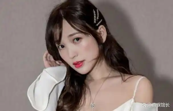 这一次,"不再扮嫩"的金莎,给所有的中年女演员"提了个醒"!