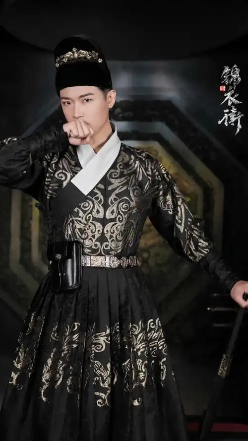 男生穿古装真的是可以又霸气又帅气!#古风#古风写真#穿越古风