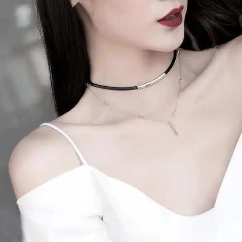 四个锁骨美人排行(锁骨腰窝美人尖)(1)