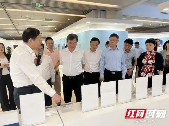 华北片区湖南商会联席会议暨湖南重点产业链招商推介会天津召开