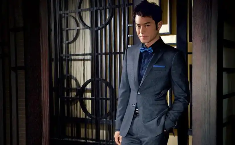 古天乐颈椎骨移位10只手指麻痹忍2年剧痛才决定飞美国动手术