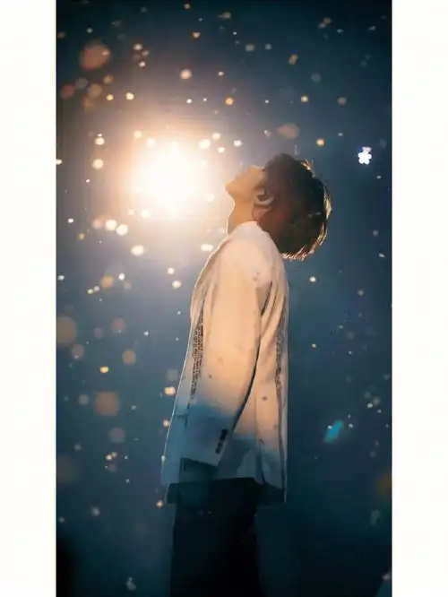 蔡徐坤超仙壁纸