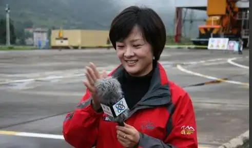 李小萌是何方神圣?