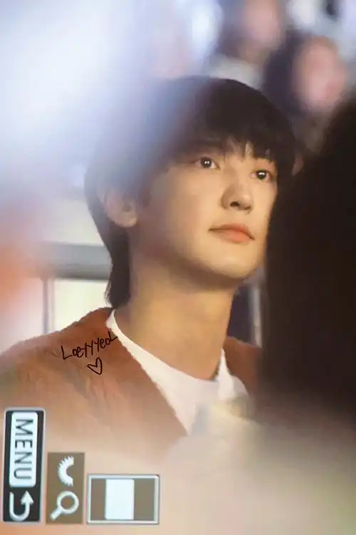 朴灿烈超话  240317    来看演唱会咯    #朴灿烈唯一官方门面