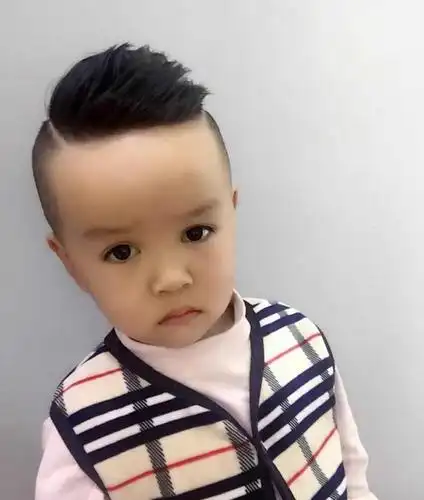 4一5岁男儿童的发型有哪些?