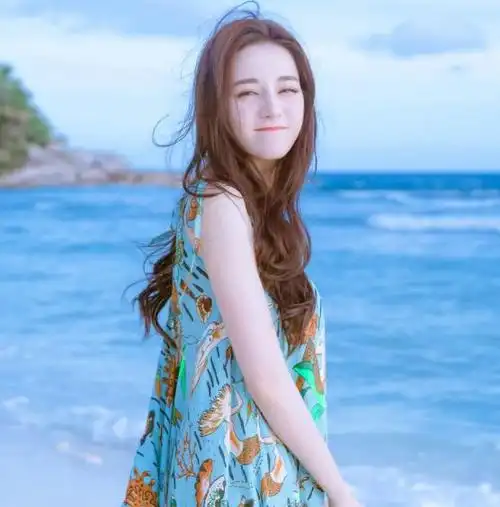 迪丽热巴个人资料的真名是迪丽热巴·迪力木拉提.