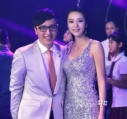 她被称为中国黄金身材事业巅峰时退圈丈夫身份特殊令人敬畏