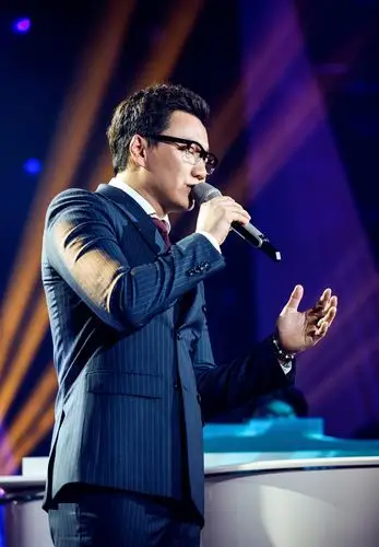 首页 图片大全 我是歌手郑淳元图片 > || 更新时间:2015-04-02 颜色分