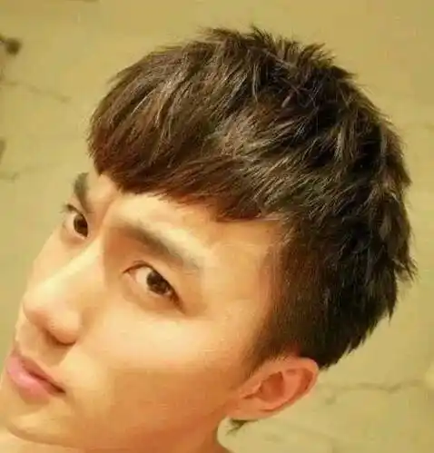 很适合学生党留的桃心发型,确实很帅!