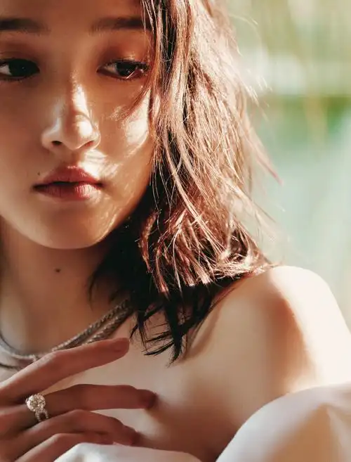 #关晓彤高定白裙#