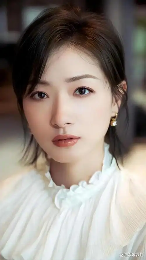 不婚族万茜从不炒作这辈子最正确的决定是为丈夫生孩子