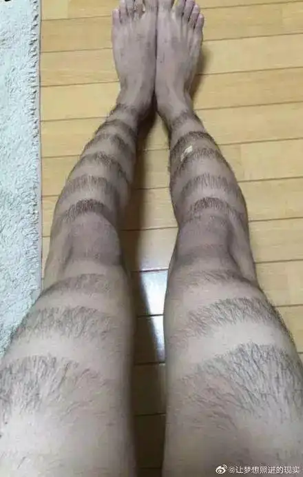 女生的汗毛评比大赛自愧不如