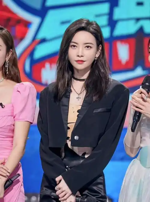 李斯丹妮和于文文在消失的孩子同台这次不比唱跳比演技