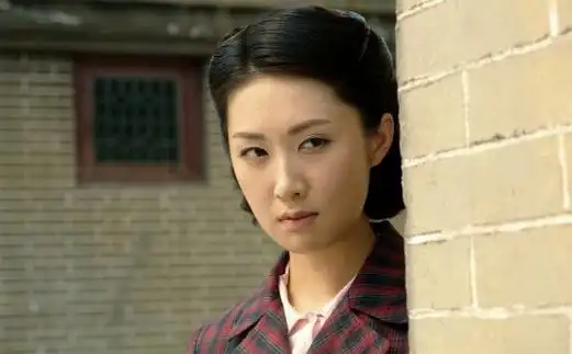 《最后一枪》热播 涂黎曼变身蛇蝎美人