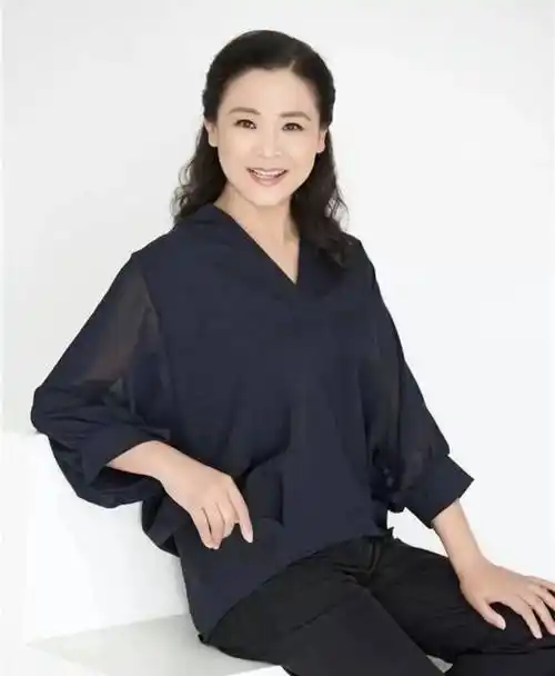 童星陈晨突然离世,留下妻子与2个女儿,同剧演员陈嘉男承诺为其养俩