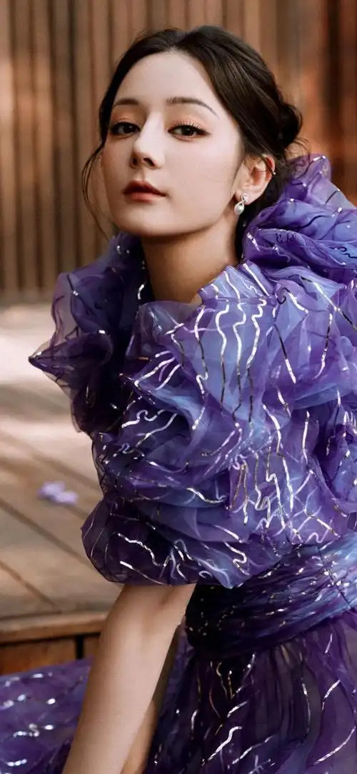 美女壁纸-第2697期-迪丽热巴