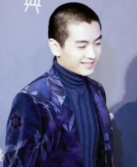 陈晓终于换造型师了!寸头帅炸了,网友:沈星移归来!