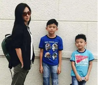 赵薇逼问谢霆锋:王菲哪里比不上张柏芝了?谢霆锋回答很良心!