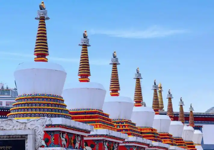 青甘大环线西宁塔尔寺