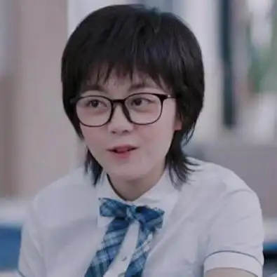 有种"整容"叫《少年派》林妙妙,当脱下校服换上蕾丝裙,美呆!