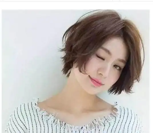 女生碎发短发发型图片 碎发短发如何打理迷人