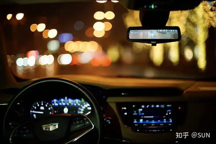 凯迪拉克xt5沈阳夜景大片