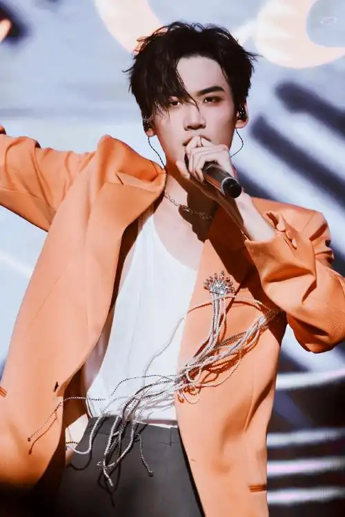 周柯宇新专辑为你我可以##周柯宇原创新歌念念##周柯宇首次个人巡演