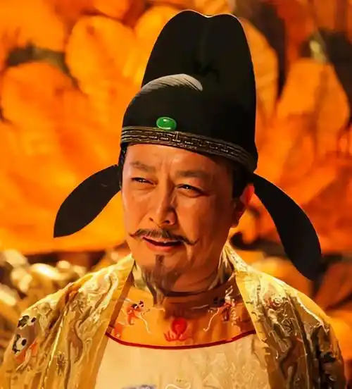 是"朱元璋",在历史剧《江山风雨情》中唐国强又饰演了清太宗"皇太极"