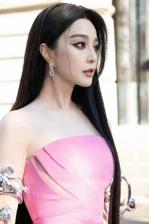 范冰冰今天的造型