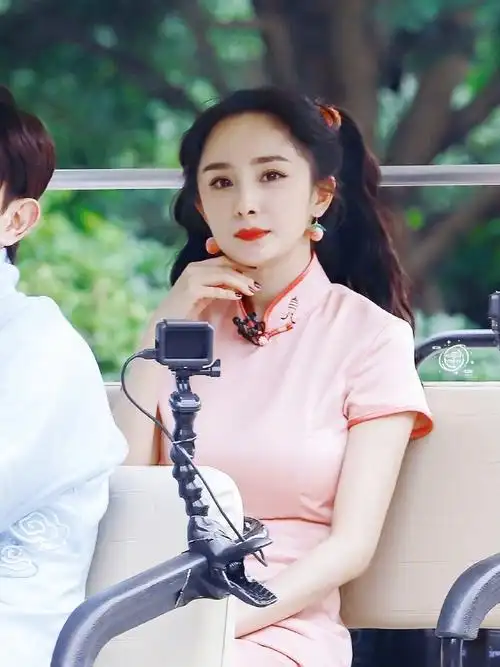 杨幂双马尾旗袍造型##杨幂粉丝