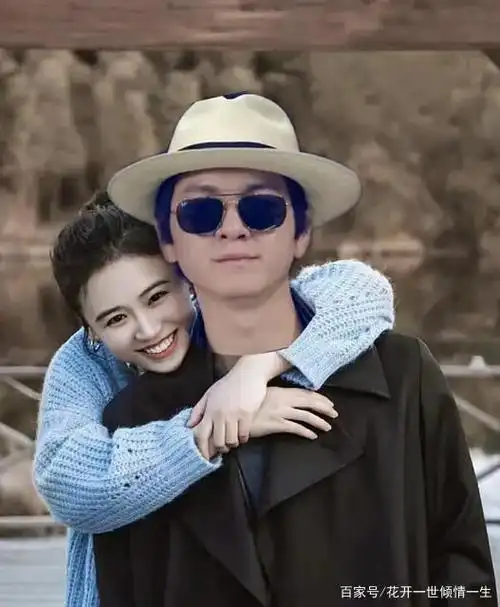 真的很难理解马思纯男友张哲轩这波操作!