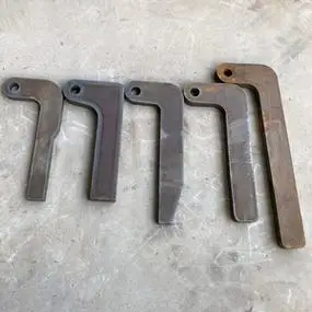 翻斗车尾门七字钩